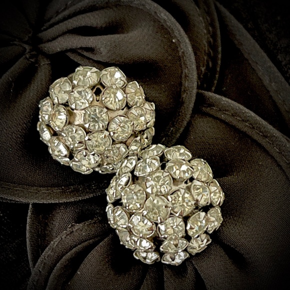 Vintage Sparkly Paste Stone Earrings Screw Back Clear Antique Art - Picture 2 of 10